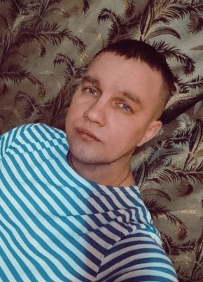 Роман, 37, Россия, Череповец