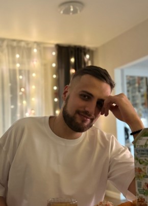 Benjamin из Калуги 27 лет