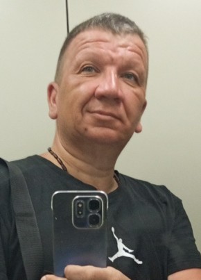 Антон из Полевскоя 42 года