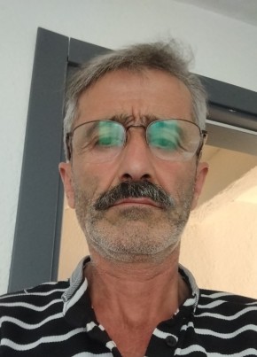 Fırat из Çorum 46 лет