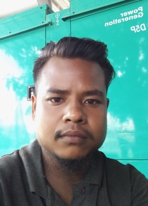Midulsangma, 18, India, Nelamangala