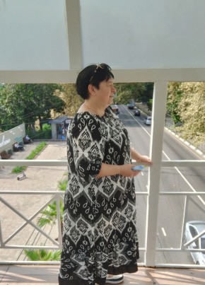 Наталия из Лазаревское 51 год