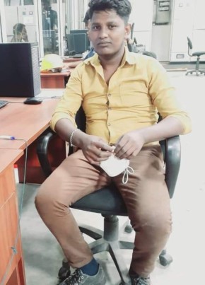 Kuma, 23, Sri Lanka, Colombo