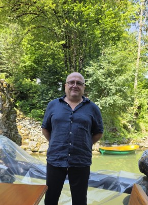 Migran, 60, Russia, Sochi
