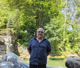 Migran, 60, Sochi