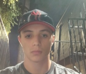 Reying, 19, Charlotte