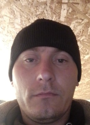 Анатолий, 37, Россия, Новоселитское