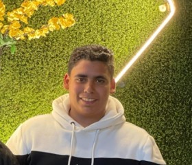 محمود, 18, Fuwwah