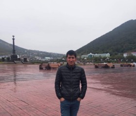 Ali, 33, Nemuro