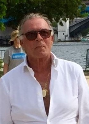 Leo, 72, United States of America, Miami