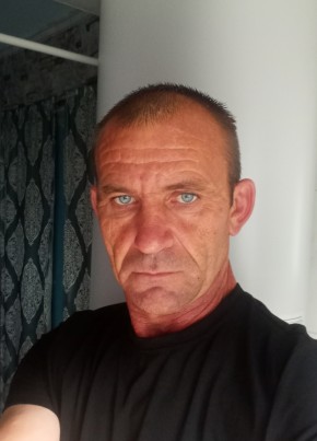 Анатолий из Невинномысска 47 лет