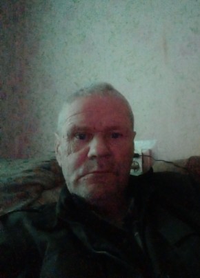 Василий, 64, Россия, Новошешминск