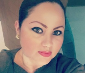 Lorenn, 47, Paraiso