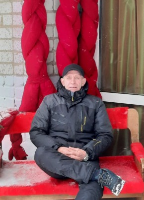 Саша из Омска 48 лет