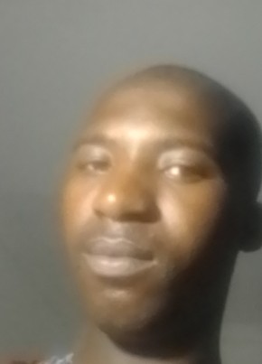 Khothatso, 25, Lesotho, Maseru