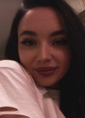 Карина из Златоуста 37 лет
