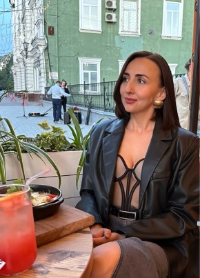 Ksenia, 35, Russia, Vologda