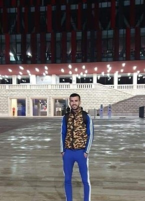 Blini, 22, Albania, Tirana