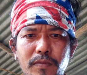 thool, 41, Ban Na