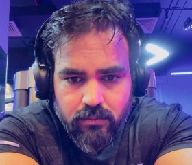 Rj, 34, Dubai