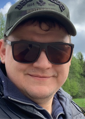 Кирилл, 36, Россия, Плюсса