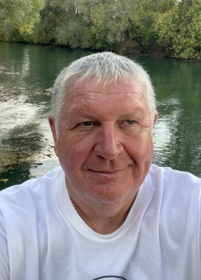 Алексей из Саратова 52 года