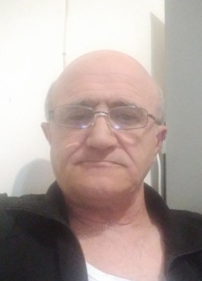 Gamlet Petrosyan, 58, Armenia, Gyumri