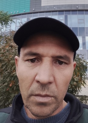 Холмирзаев Маруф из Красноярска 44 года