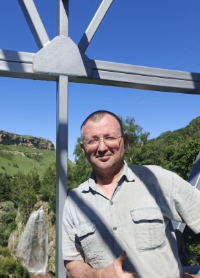 Владимир из Кисловодска 53 года
