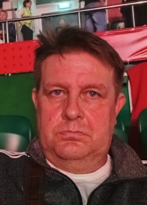 Олег из Нягани 48 лет