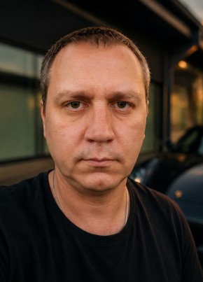 Anton Pushich из Legnica 42 года