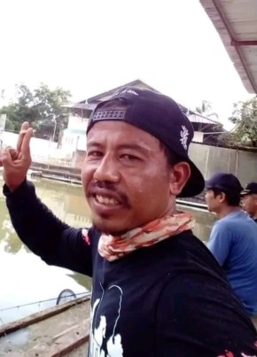 Imam, 37, Indonesia, Djakarta