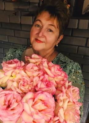 Светлана из Санкт-Петербурга 60 лет