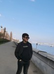 Begench, 19, Engels
