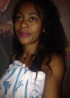 carenne, 32, République de Madagascar, Toliara