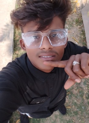 Mote land, 27, India, New Delhi