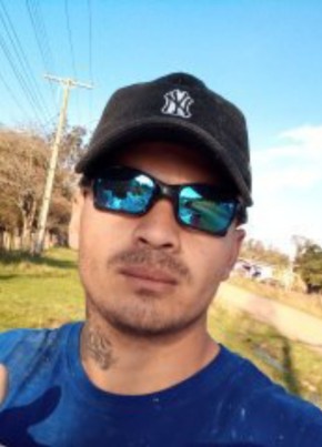 ednilson из Uruguaiana 22 года