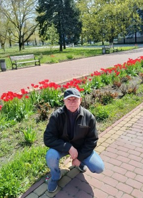Михаил из Новошахтинска 58 лет