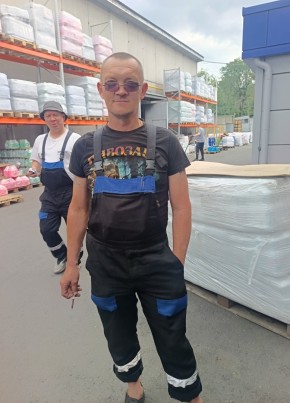 Дмитрий из Южноуральска 48 лет