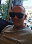Maks, 33, Washington D.C.