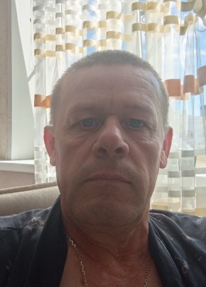 Олег из Чехова 52 года