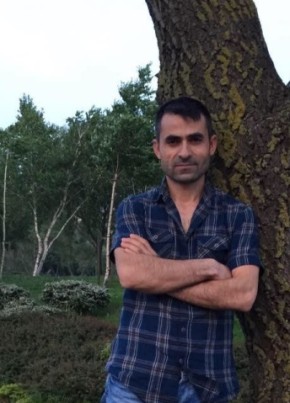 Berat, 41, Türkiye Cumhuriyeti, Esenyurt