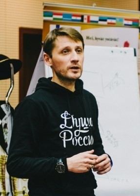 Антон, 40, Россия, Айкино