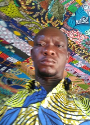 Aholu komla Gilb, 45, République Togolaise, Lomé