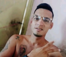 Rey, 30, Barcelona