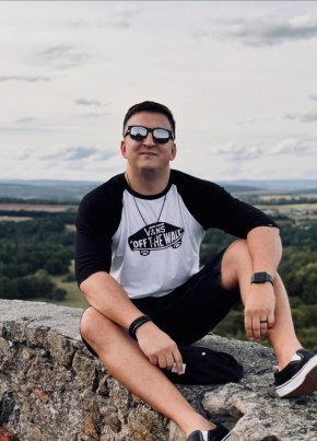 Anton, 37, Russia, Ufa