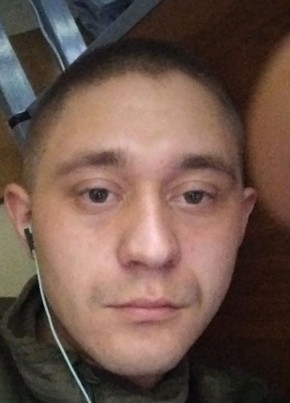 Павел, 28, Россия, Псков
