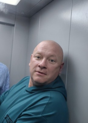 Михаил из Челябинска 46 лет