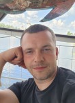 Alex, 33, Pskov