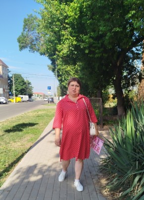 Анна из Усть-Лабинска 47 лет